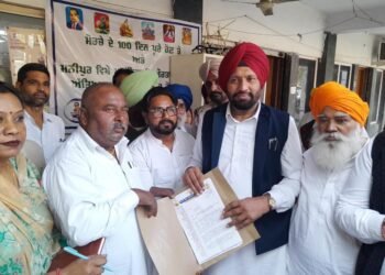 पंजाब के मुख्यमंत्री के दख़ल के बाद ‘आरक्षण चोर पकड़ो-पक्का मोर्चा’ ने मोहाली से अपना धरना उठाया  
