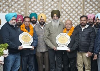 सूचना एवं लोक संपर्क विभाग द्वारा फोटो सिनेमा अफ़सर तरुण राजपूत और निबंधकार अतीक-उर-रहमान को सेवानिवृत्ति पर गरिमापूर्ण विदाई