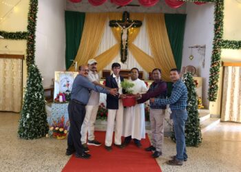 मन्दिर , मस्जिद , चर्च , गुरुद्वारा में तुलसी पौधा भेंट कर मनाया तुलसी पूजन दिवस