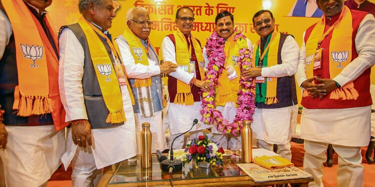 शिव नगरी के मोहन को मध्य प्रदेश का सिंहासन