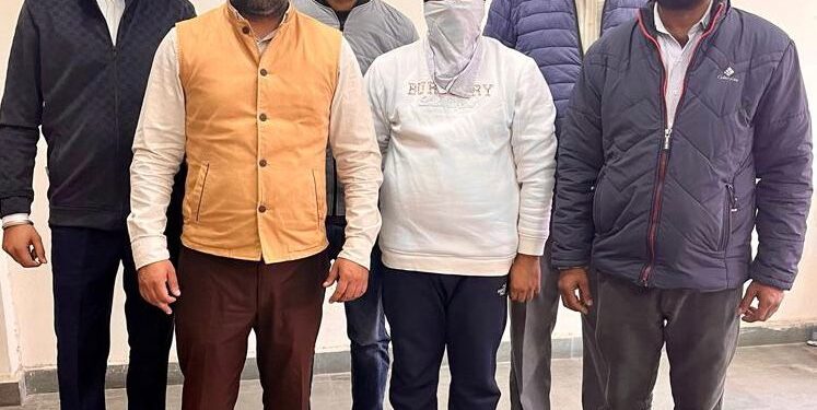 जाली जन्म सर्टिफिकेट बेचने के दोष में विजीलैंस ब्यूरो द्वारा भगौड़ा प्राईवेट एजेंट गिरफ़्तार