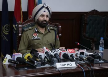 एक सप्ताह के दौरान 24.08 किलो हेरोइन, 10 किलो अफ़ीम, 20.72 लाख रुपए की ड्रग मनी समेत 302 नशा तस्कर काबू  