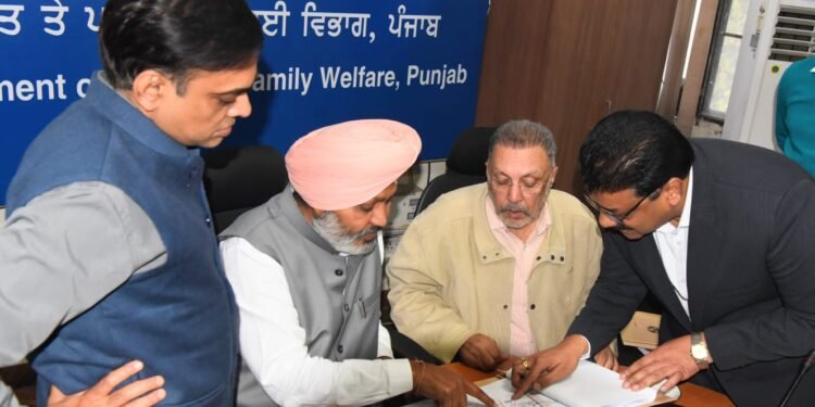 पंजाब सरकार फरिश्ते स्कीम शुरू करने के लिए पूरी तरह से तैयार; सडक़ हादसों के पीडि़तों को अस्पताल ले जाने वाले व्यक्ति को सम्मान के तौर पर 2000 रुपए दिए जाएंगे