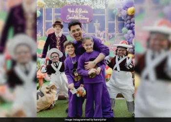 करण जौहर ने उदारतापूर्वक रूही और यश की सनकी विली वोंका थीम वाली जन्मदिन पार्टी की तस्वीरें साझा कीं, जिससे हमें जादुई उत्सव की एक झलक मिली।