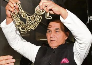 चुनाव नजदीक आते ही पंजाब में कांग्रेस अवैध खरीद-फरोख्त के मुद्दे को लेकर चिंतित है.
