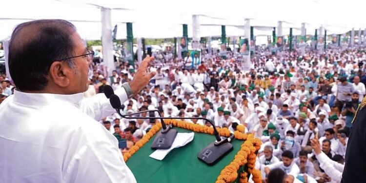 अभय चौटाला ने क्षेत्रीय गुटों को खत्म करने के राष्ट्रीय दलों के प्रयासों पर प्रकाश डाला।