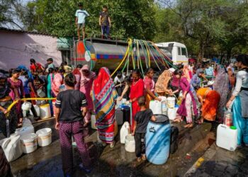 पानी टैंकर माफिया की निष्क्रियता ने सुप्रीम कोर्ट को दिल्ली सरकार की आलोचना करने के लिए प्रेरित किया।