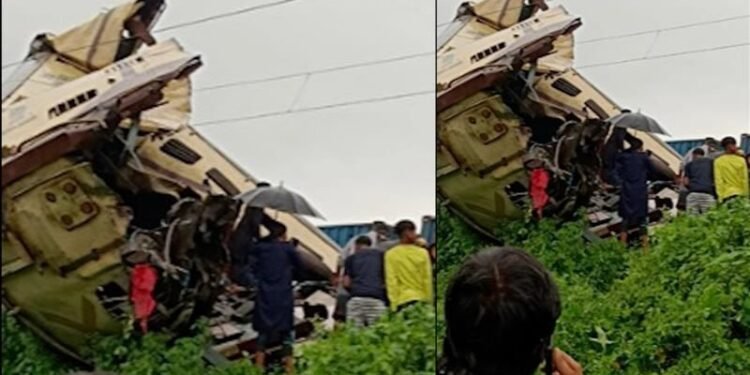 पश्चिम बंगाल में मालगाड़ी और कंचनजंघा एक्सप्रेस की टक्कर में 13 लोगों की मौत।