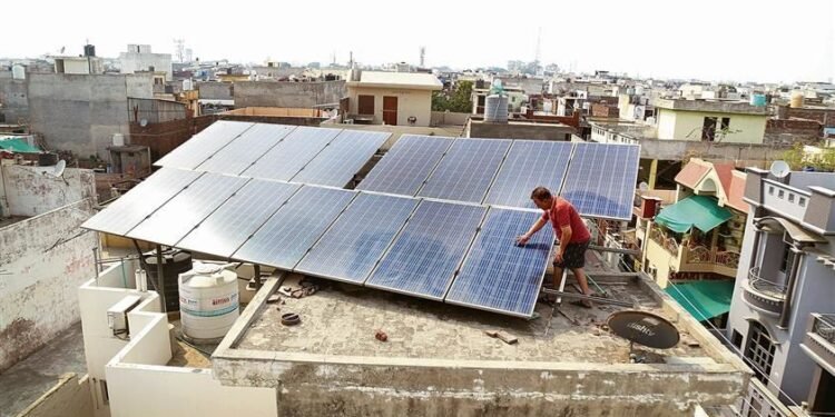 प्रोत्साहन के बावजूद पंजाब में सौर ऊर्जा की कम मांग