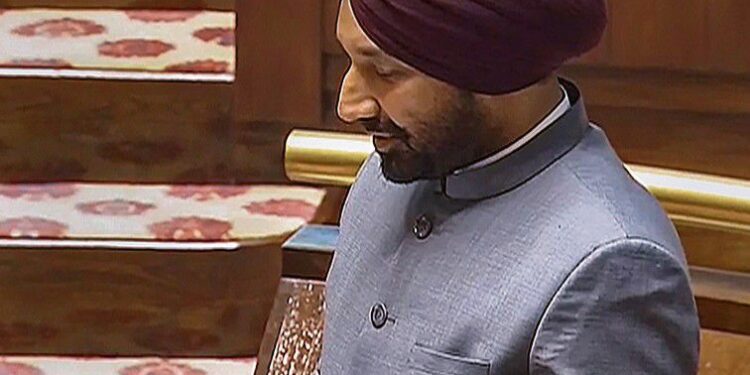 पंजाब से मनोनीत सदस्य सतनाम संधू भाजपा में शामिल, राज्यसभा में उनका प्रतिनिधित्व बढ़कर 87 हो गया।