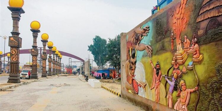 अयोध्या के भक्ति पाठ और राम पथ पर स्थापित 50 लाख से अधिक मूल्य की लाइटें चोरी हो गई हैं।