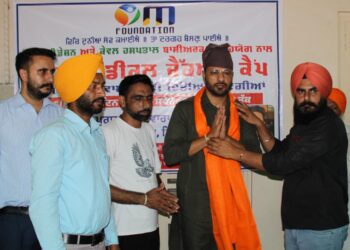 ओम फॉउंडेशन एनजीओ चेयरमैन ने किया मेडिकल कैंप लगाने का एलान