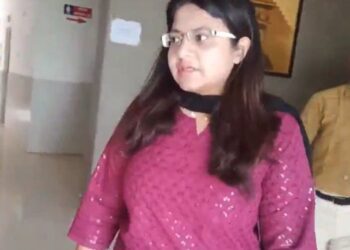 दिल्ली उच्च न्यायालय ने पूजा खेडकर को गिरफ्तारी से अस्थायी संरक्षण प्रदान किया है