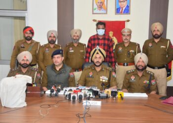 पंजाब पुलिस ने अमृतसर से 5.1 किलो हेरोइन बरामद की; एक व्यक्ति काबू