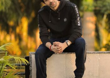 पृथ्वी दिवस पर, उल्लेखनीय हस्तियां ग्रह की सुरक्षा के लिए टिकाऊ तरीकों की वकालत करती हैं।