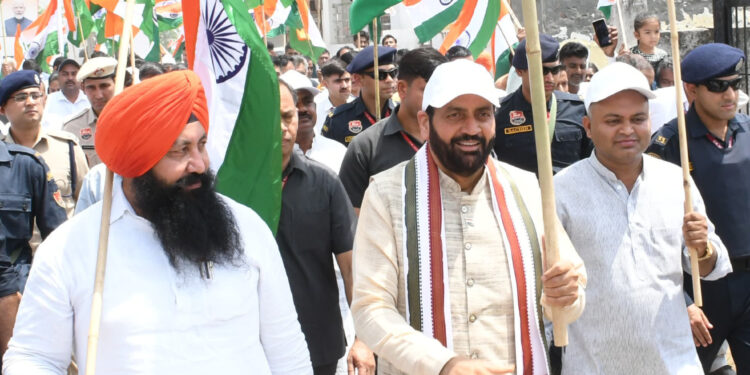 देश के बहादुर सैनिकों ने साहस, निष्ठा और अनुशासन के साथ ‘ऑपरेशन सिंदूर’ को दिया अंजाम: मुख्यमंत्री