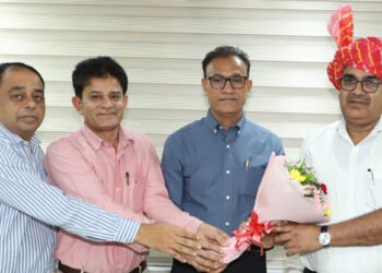 तेजपाल सभ्रवाल 30 वर्ष की संतोषजनक सेवा के बाद सेवानिवृत्त