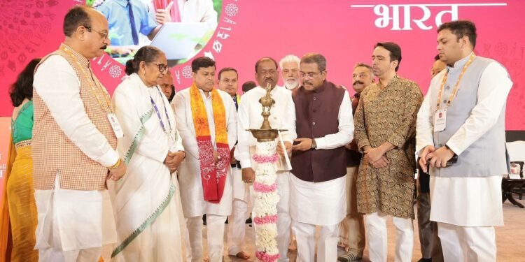 केंद्रीय शिक्षा मंत्री ने पंजाब केंद्रीय विश्वविद्यालय में ₹201 करोड़ की बुनियादी ढांचा परियोजनाओं का वर्चुअल माध्यम से शिलान्यास किया