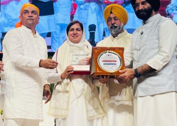 दिल्ली सरकार और दिल्ली सिख गुरुद्वारा प्रबंधक कमेटी द्वारा सर्व धर्म सम्मेलन में महान विभूतियों का सम्मान: हरमीत सिंह कालका