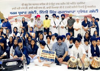 दिल्ली सिख गुरुद्वारा कमेटी की अनूठी मुहिम: युवाओं के हृदय में गुरबाणी के संस्कार
