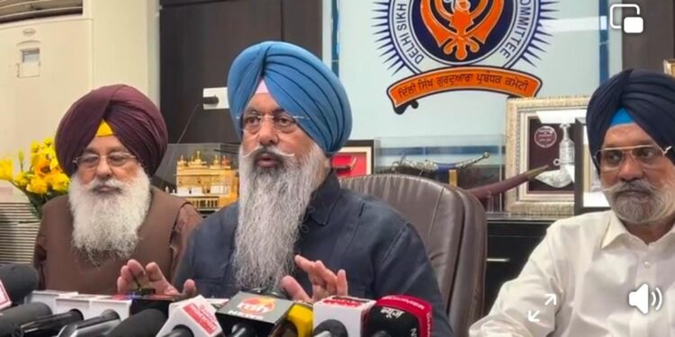 गुरु तेग़ बहादुर साहिब जी के 350वें शहीदी दिवस के कार्यक्रमों में विभाजन की कोशिशों पर दिल्ली गुरुद्वारा कमेटी के अध्यक्ष सरदार हरमीत सिंह कालका ने जताई गहरी चिंता