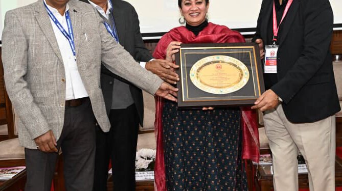 आजादी के आंदोलन में भी मीडिया की रही अहम भूमिका: आरती सिंह राव