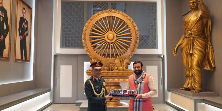 मुख्यमंत्री श्री नायब सिंह सैनी ने वेस्टर्न कमांड मुख्यालय, चंडीमंदिर सैन्य स्टेशन का किया दौरा