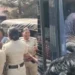 कर्नाटक के हुबली में एक महिला बीजेपी कार्यकर्ता ने पुलिस पर गिरफ्तारी के दौरान कपड़े उतारने और मारपीट करने का आरोप लगाया है।