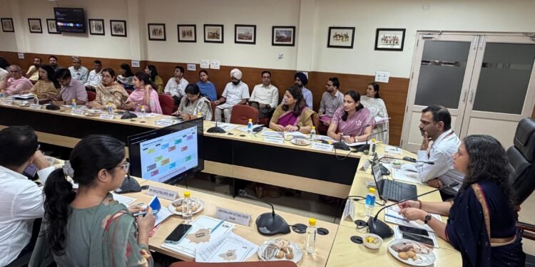 एस आई आर-2026 के तहत घर-घर जाकर गणना प्रपत्रों के वितरण एवं प्राप्ति की प्रक्रिया की समीक्षा के लिए बैठक आयोजि