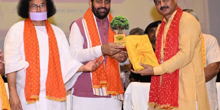 सेवा संकल्प सेवा यात्रा का मुख्यमंत्री नायब सिंह सैनी ने किया स्वागत।