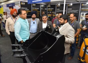 पंजाब रक्षा और एयरोस्पेस क्षेत्र को अगले विकास इंजन के रूप में देख रहा है; वर्ष 2022 से अब तक 1.92 लाख करोड़ रुपये के निवेश प्रस्ताव प्राप्त हुए: अमन अरोड़ा