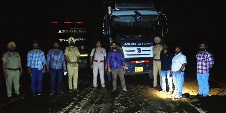 पंजाब में अवैध माइनिंग के खिलाफ चार अलग-अलग जगहों पर छापे, भारी मात्रा में मशीनरी और वाहन ज़ब्त