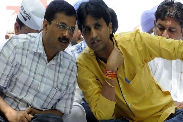 कुमार विश्वास ने मजीठिया से केजरीवाल के माफी मांगने पर कसा तंज