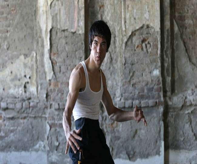 ब्रूस ली की तरह दिखाई देने वाला है अफगानिस्तान का अब्बास अलीजादा