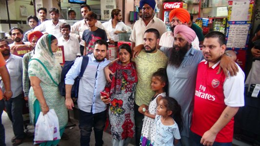 ਆਬੂਧਾਬੀ ਤੋਂ ਰਿਹਾਅ ਹੋਏ ਤਿੰਨ ਨੌਜ਼ਵਾਨ ਲੁਧਿਆਣਾ ਪੁੱਜੇ