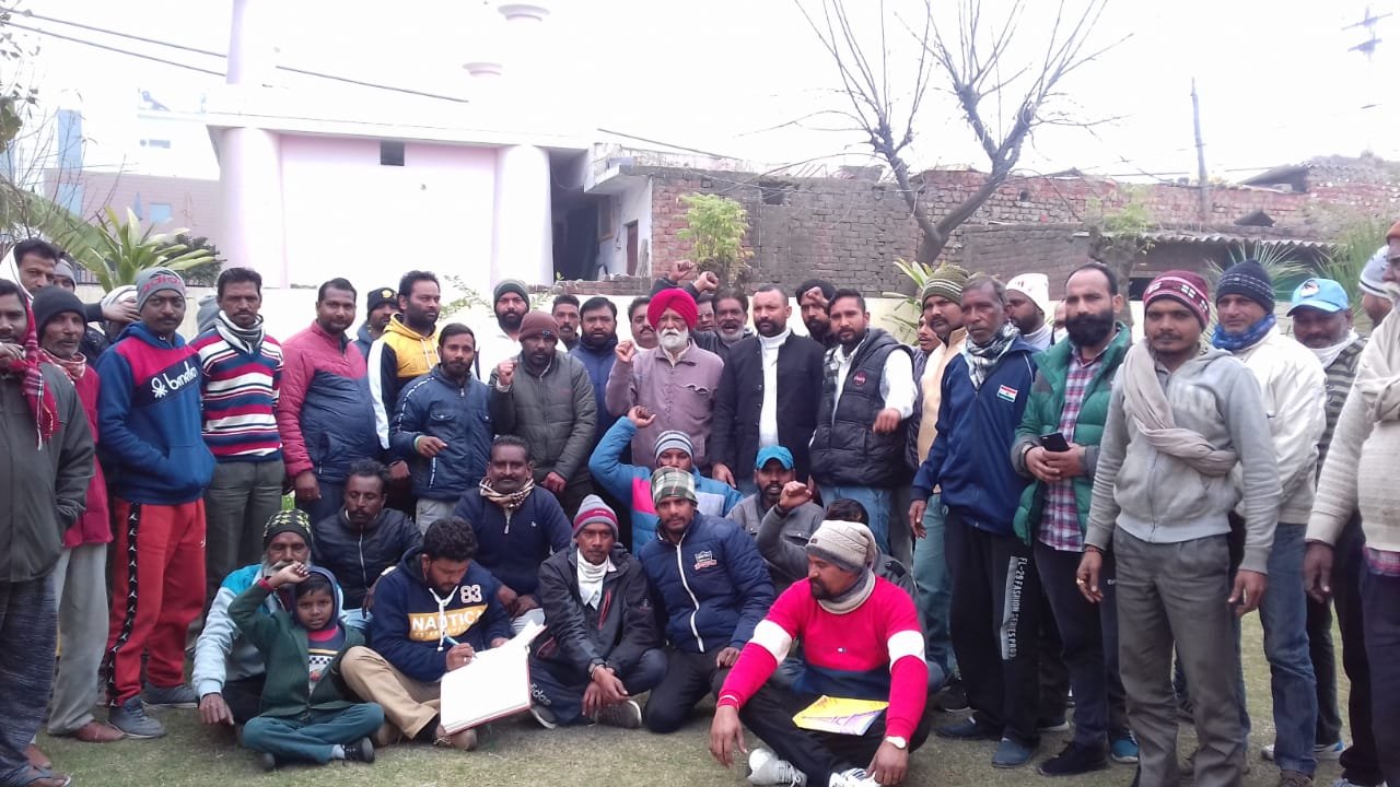 ਨਗਰ ਨਿਗਮ ਪਟਿਆਲਾ  ਦੇ  ਕੱਚੇ ਤੇ ਠੇਕਾ ਯੂਨੀਅਨ  ਮੁਲਾਜਮਾਂ ਦੀ ਮੀਟਿੰਗ ਹੋਈ