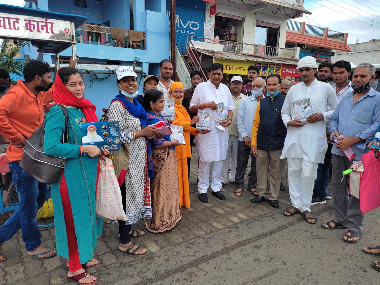 संत श्री आशारामजी बापू पर दर्ज फर्जी प्रकरण से अवगत कराया