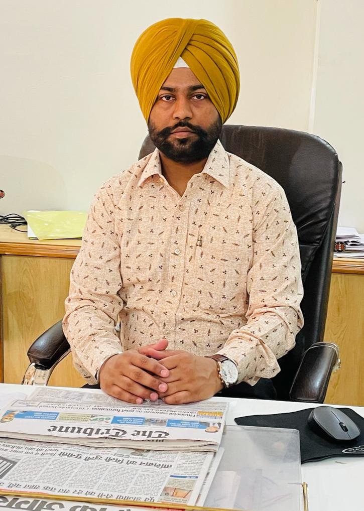 ਪ੍ਰੈੱਸ ਸਬਦ ਦਾ ਦੁਰਉਪਯੋਗ ਕਰਨ ਵਾਲਿਆਂ ਖਿਲਾਫ ਸਖਤ ਐਕਸ਼ਨ ਲਵੇ ਪ੍ਰਸਾਸਨ :ਜਿਲ੍ਹਾ ਪ੍ਰਧਾਨ ਸਿੰਦਬਾਦ