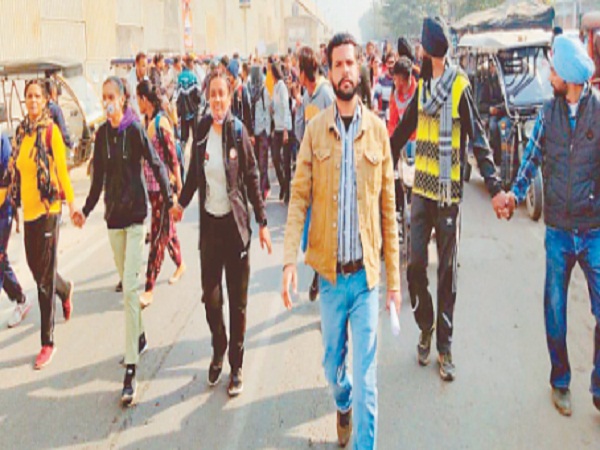 पंजाब पुलिस’में भरती मामले सम्बन्धित नौजवानों ने मैन हाईवेय किया जाम, किया ज़ोरदार प्रदर्शन