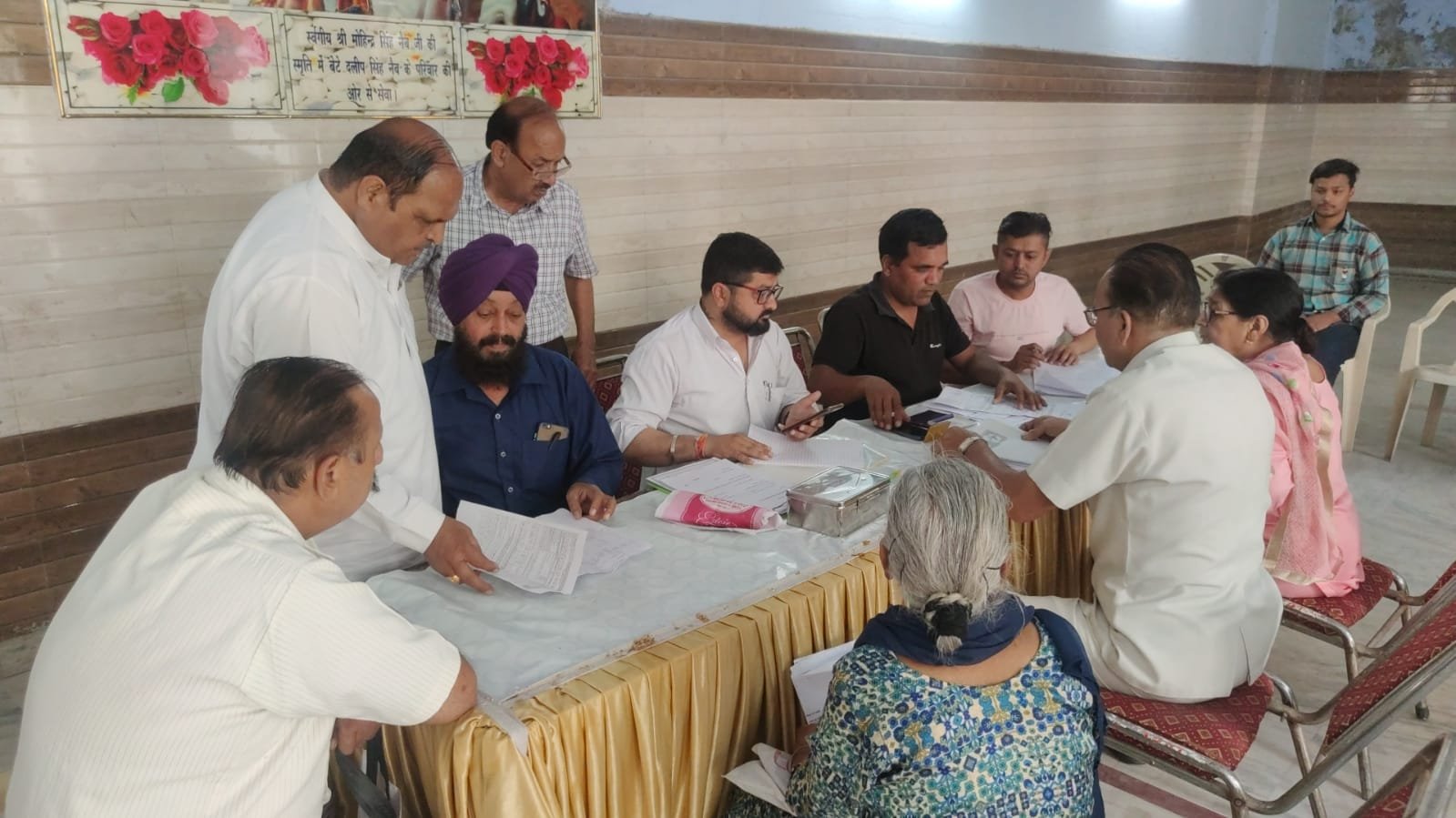 वार्ड 10 में पार्षद मिथुन वर्मा ने प्रॉपर्टी आईडी में आई कमियों को कैम्प लगाकर करवाया दरुस्त