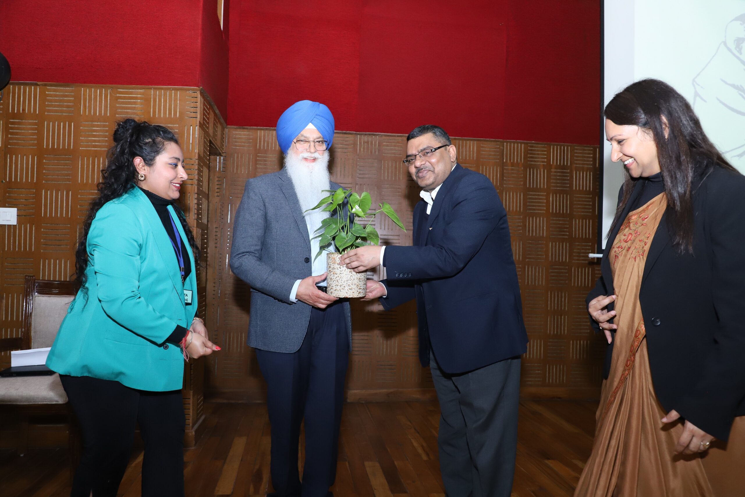 ਮਾਨ ਸਰਕਾਰ ਸੂਬੇ ਨੂੰ ਸਵੱਛ ਬਣਾਉਣ ਲਈ ਹਰ ਸੰਭਵ ਕਦਮ ਚੁੱਕੇਗੀ:ਡਾ. ਇੰਦਰਬੀਰ ਸਿੰਘ ਨਿੱਜਰ, ਸਵੱਛ ਭਾਰਤ ਮਿਸ਼ਨ ਦੇ ਤਹਿਤ ਵਧੀਆ ਅਭਿਆਸਾਂ ‘ਤੇ ਇਕ ਰੋਜ਼ਾ ਰਾਜ ਪੱਧਰੀ ਵਰਕਸ਼ਾਪ ਦਾ ਆਯੋਜਨ