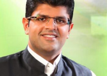 ਡਿਪਟੀ ਸੀਐਮ ਨੇ ਸੁਣੀਆਂ ਲੋਕਾਂ ਦੀਆਂ ਸਮਸਿਆਵਾਂ ਅਤੇ ਅਧਿਕਾਰੀਆਂ ਨੂੰ ਦਿੱਤੇ ਜਰੂਰੀ ਨਿਰਦੇਸ਼