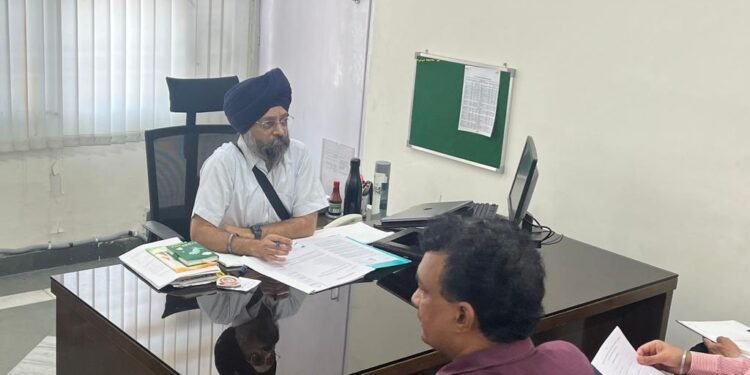 ਨਾਗਰਿਕ ਆਪਣੀਆਂ ਸ਼ਿਕਾਇਤਾਂ ਪੀ.ਜੀ.ਆਰ.ਐਸ. ਪੋਰਟਲ ਦੀ ਵਰਤੋਂ ਕਰਕੇ ਡਿਜੀਟਲੀ ਕਰਵਾ ਸਕਦੇ