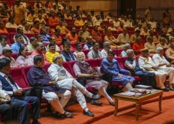 ਵਿਰੋਧੀਆਂ ਦੇ ਰਵੱਈਏ ਤੋਂ ਲਗਦੈ ਉਨ੍ਹਾਂ ਨੇ ਲੰਮੇ ਸਮੇਂ ਤੱਕ ਵਿਰੋਧੀ ਧਿਰ ’ਚ ਬੈਠਣ ਦਾ ਮਨ ਬਣਾ ਲਿਆ ਹੈ: ਮੋਦੀ