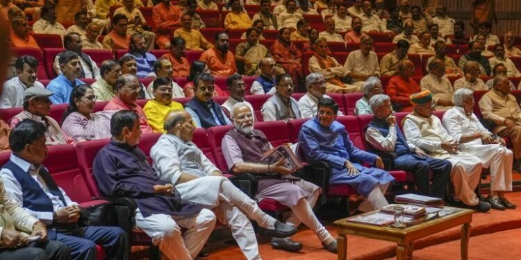 ਵਿਰੋਧੀਆਂ ਦੇ ਰਵੱਈਏ ਤੋਂ ਲਗਦੈ ਉਨ੍ਹਾਂ ਨੇ ਲੰਮੇ ਸਮੇਂ ਤੱਕ ਵਿਰੋਧੀ ਧਿਰ ’ਚ ਬੈਠਣ ਦਾ ਮਨ ਬਣਾ ਲਿਆ ਹੈ: ਮੋਦੀ