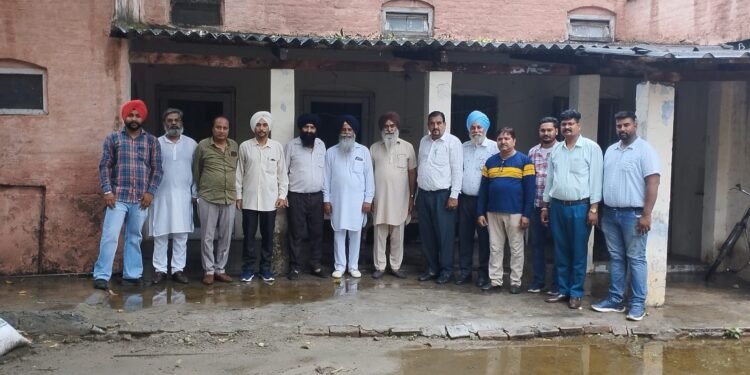 ਇੰਪਲਾਈਜ਼ ਫੈਡਰੇਸ਼ਨ ਪੰਜਾਬ ਰਾਜ ਬਿਜਲੀ ਬੋਰਡ (ਸੁਰਿੰਦਰ ਸਿੰਘ ਪਹਿਲਵਾਨ) ਦੀ ਮੀਟਿੰਗ ਆਯੋਜਿਤ