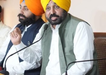 ਸਰਕਾਰੀ ਜਾਇਦਾਦਾਂ ਵੇਚਣ ਲਈ ਪਿਛਲੀਆਂ ਸਰਕਾਰਾਂ ਦੀ ਕੀਤੀ ਆਲੋਚਨਾ