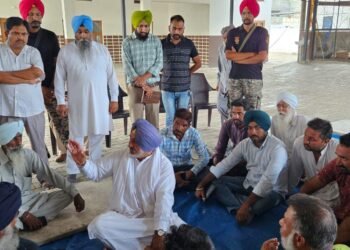 ਲੋਕ ਸੰਪਰਕ ਮੰਤਰੀ ਚੇਤਨ ਸਿੰਘ ਜੌੜਾਮਾਜਰਾ ਵੱਲੋਂ ਹੜ੍ਹਾਂ ਦੇ ਨੁਕਸਾਨ ਦਾ ਜਾਇਜ਼ਾ ਲੈਣ ਲਈ ਪ੍ਰਭਾਵਿਤ ਪਿੰਡਾਂ ਦਾ ਦੌਰਾ, ਹਰ ਸੰਭਵ ਮਦਦ ਦਾ ਭਰੋਸਾ