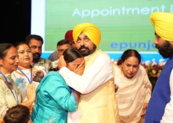 CM ਮਾਨ ਨੇ ਪੱਕਾ ਕਰਕੇ ਹਜ਼ਾਰਾਂ ਅਧਿਆਪਕ ਕੀਤੇ ਬਾਗੋ-ਬਾਗ