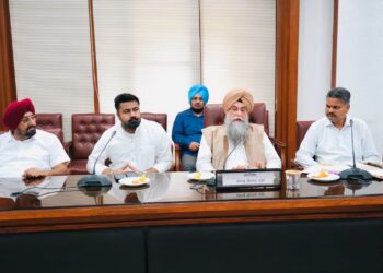 ਸਪੀਕਰ ਕੁਲਤਾਰ ਸਿੰਘ ਸੰਧਵਾਂ ਨੇ ਵਿਧਾਇਕਾਂ ਵੱਲੋਂ ਸਾਹਮਣੇ ਲਿਆਂਦੀਆਂ ਵੱਖ-ਵੱਖ ਸਮੱਸਿਆਵਾਂ ਦਾ ਛੇਤੀ ਤੇ ਢੁੱਕਵਾਂ ਹੱਲ ਕਰਨ ‘ਤੇ ਦਿੱਤਾ ਜ਼ੋਰ